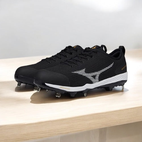 Mizuno Dominant 4 - Black/White Metal