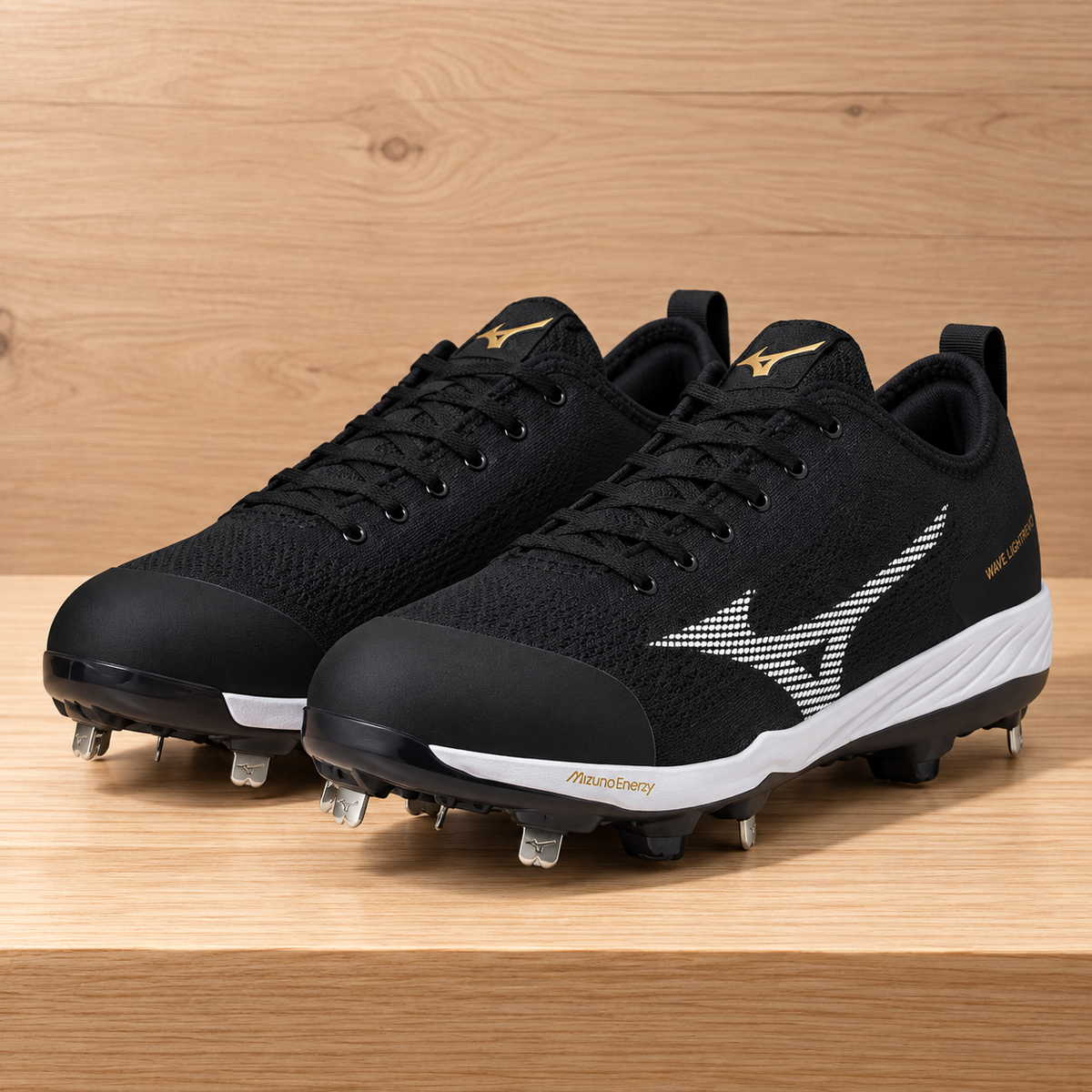 Mizuno Dominant 4 - Black/White Metal