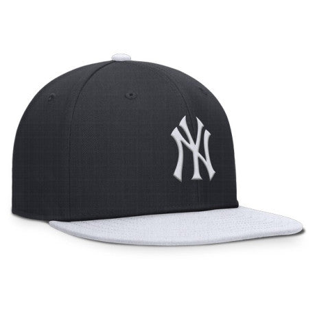 Nike Youth Dri-Fit Pro Structured NEW YORK YANKEES