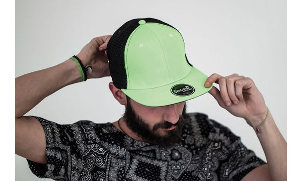 Gorra SnapMesh + Bordado frontal